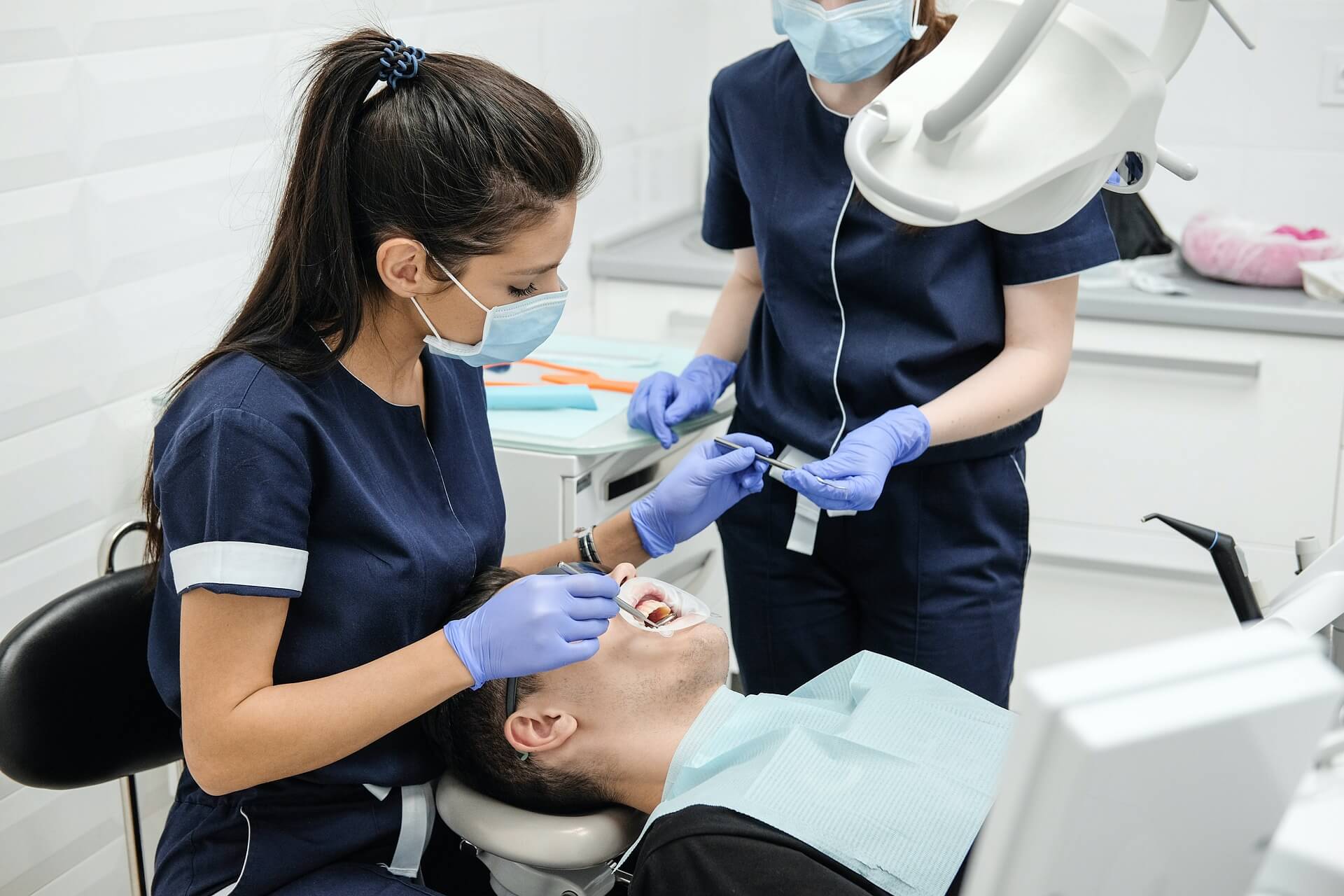 Pourquoi devenir assistante dentaire?